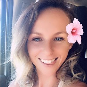 Meet your Posher, Courtney